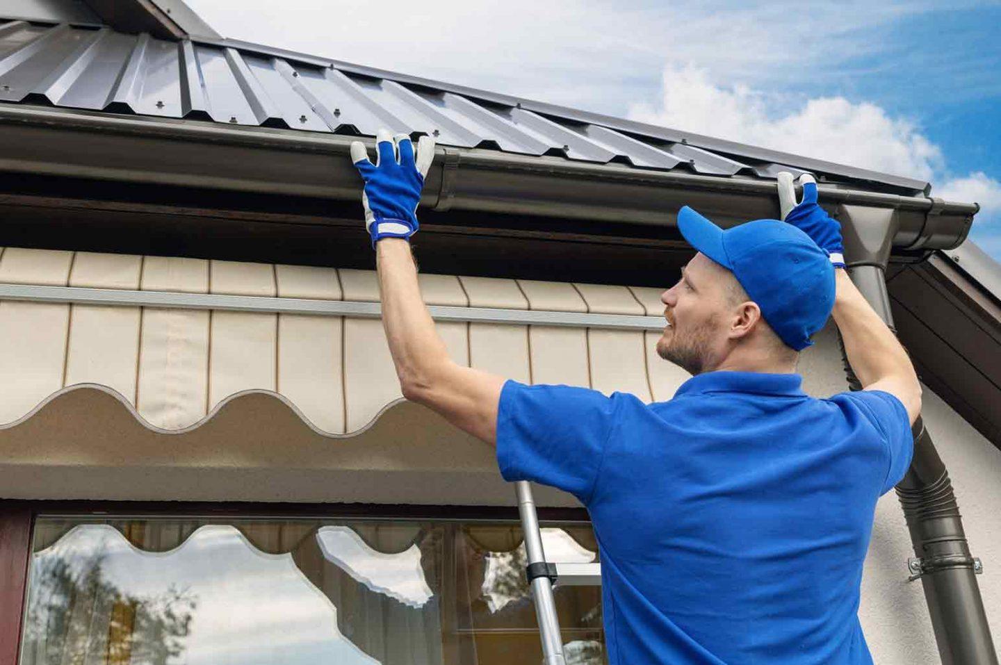 Reasons to Fix Roof And Gutter Issues Right Away