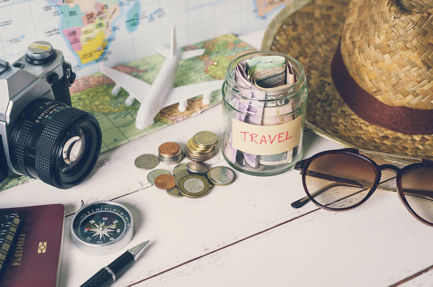 How To Finance Your Travel Lifestyle With Online Courses